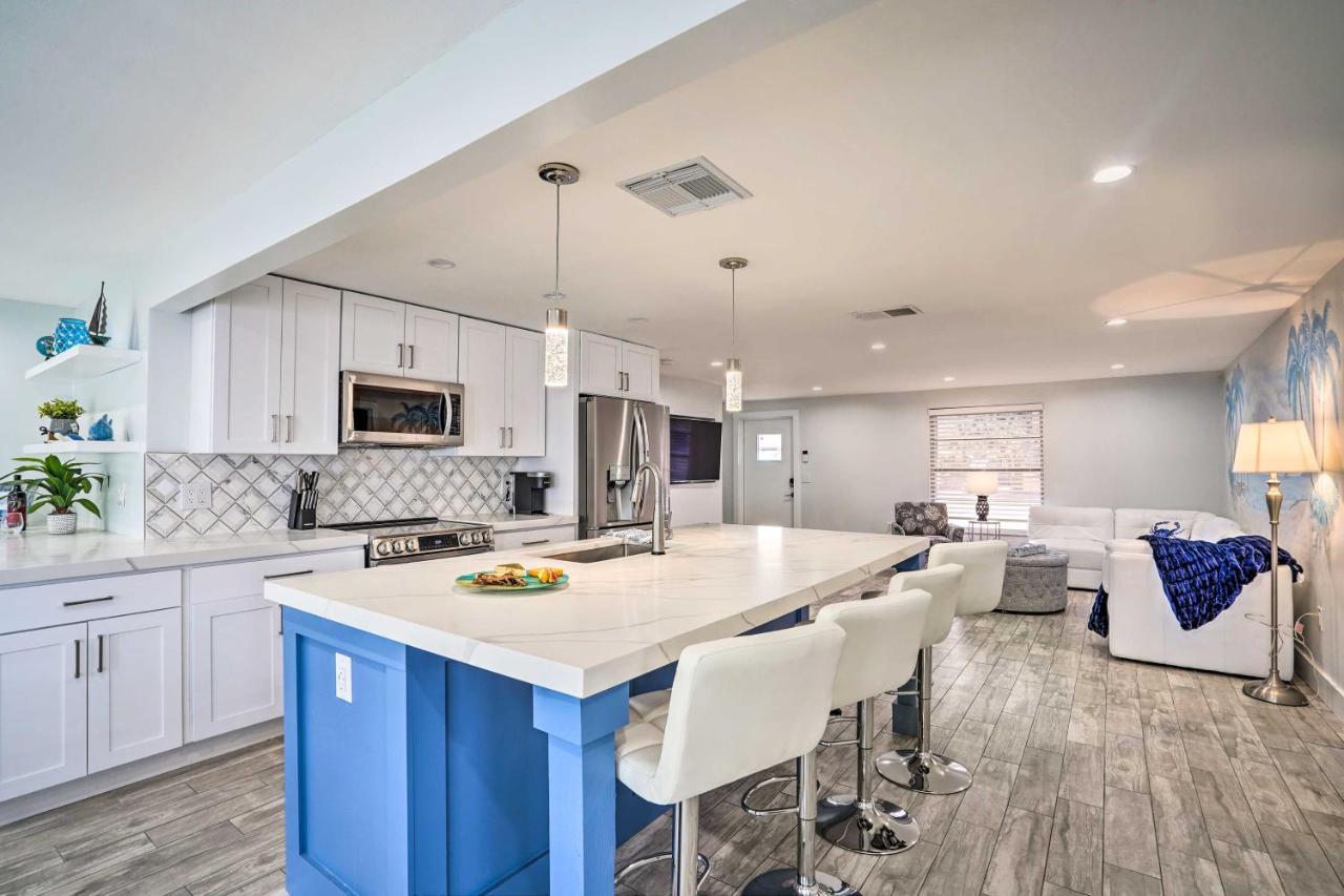 Waterfront Matlacha Home With Hot Tub And Grill! Extérieur photo